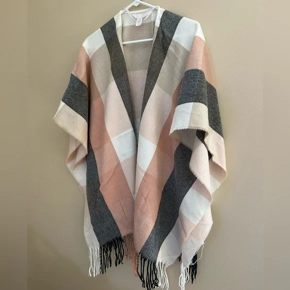 Lauren Conrad Sweater Shaw - Picture 2 of 5